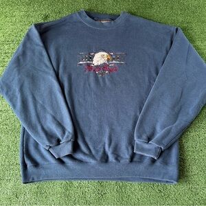 American vintage USA bald eagle blue crewneck sweatshirt. Embroidered logo.